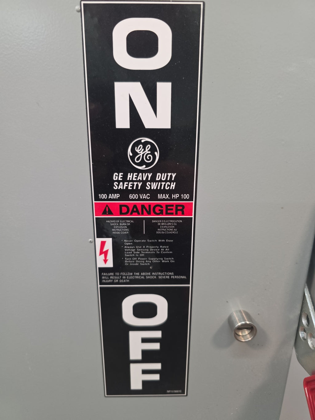 GE THN3363J Heavy Duty Safety Switch 100A 600VAC 3-Pole Non-Fused