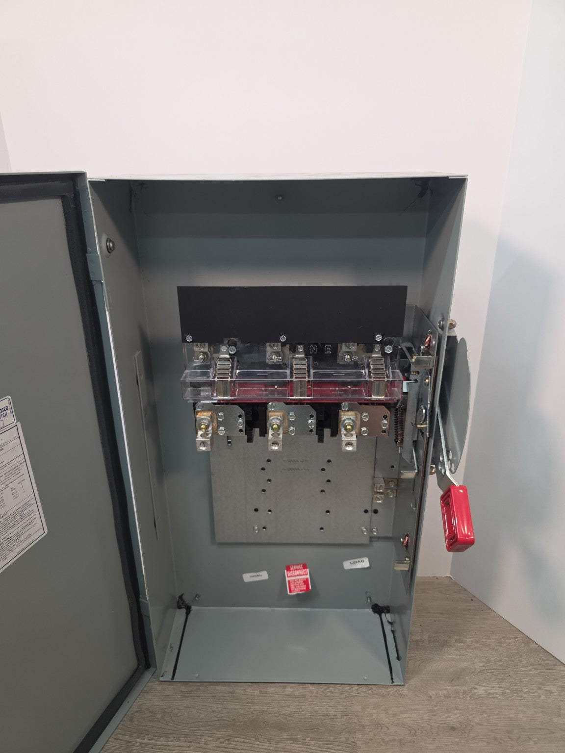 GE THN3363J Heavy Duty Safety Switch 100A 600VAC 3-Pole Non-Fused