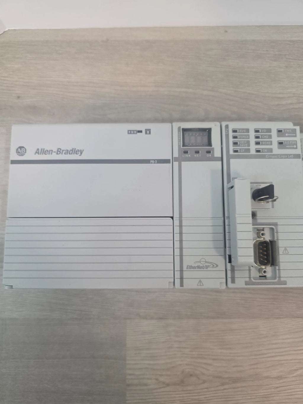 Allen-Bradley 1768-L45 CompactLogix PLC 1768-ENBT 1768-PB3 + I/O Modules